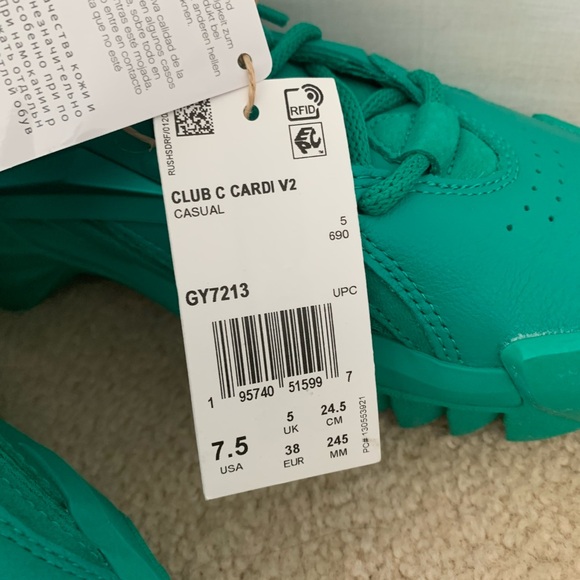 Reebok Club C Cardi B V2 Emerald Green sneakers 7.5 NWT GY7213 - Picture 3 of 9